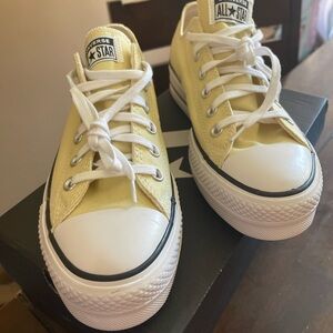 Converse Lemon Low-Top Sneakers